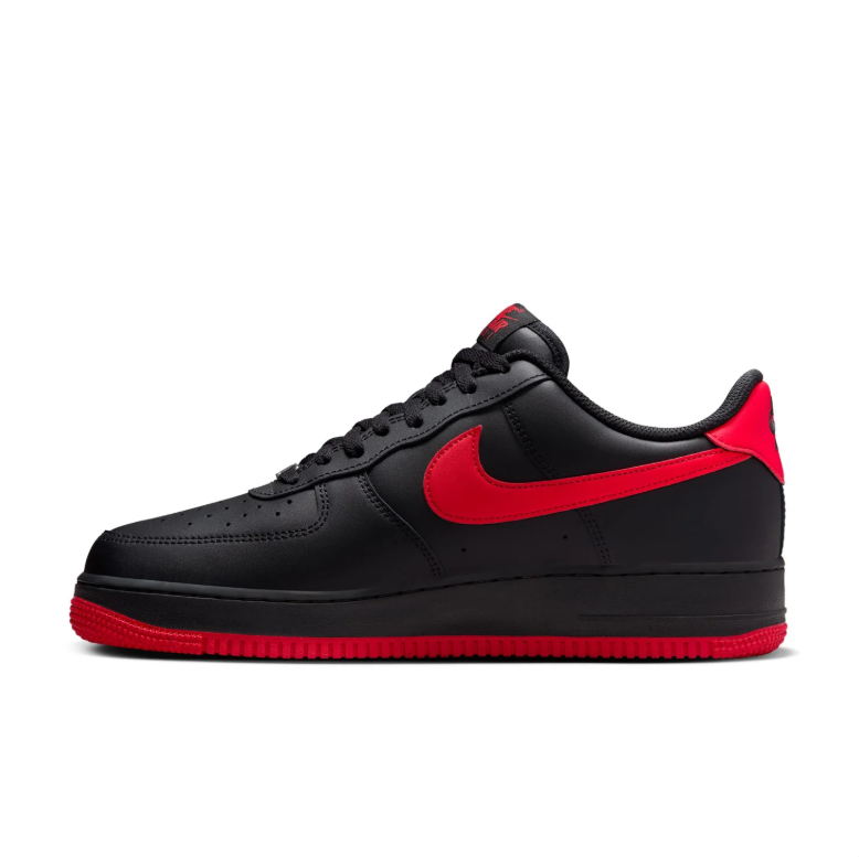Nike Air Force 1 Low Sneakers - Black & Red