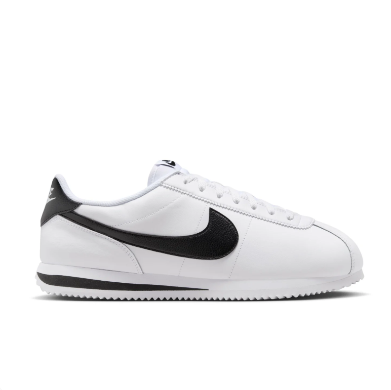 Nike Low-Top Sneakers - White & Black