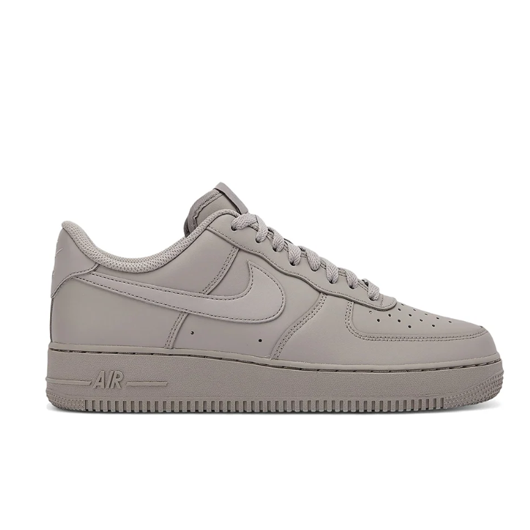 Nike Air Force 1 Sneakers - White & Burgundy