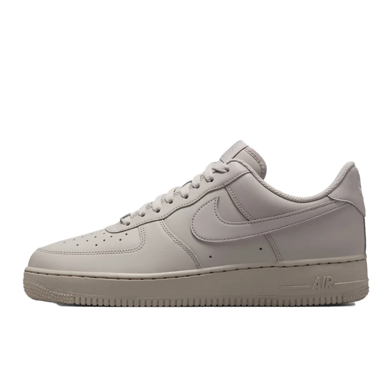 Nike Air Force 1 Sneakers - White & Burgundy