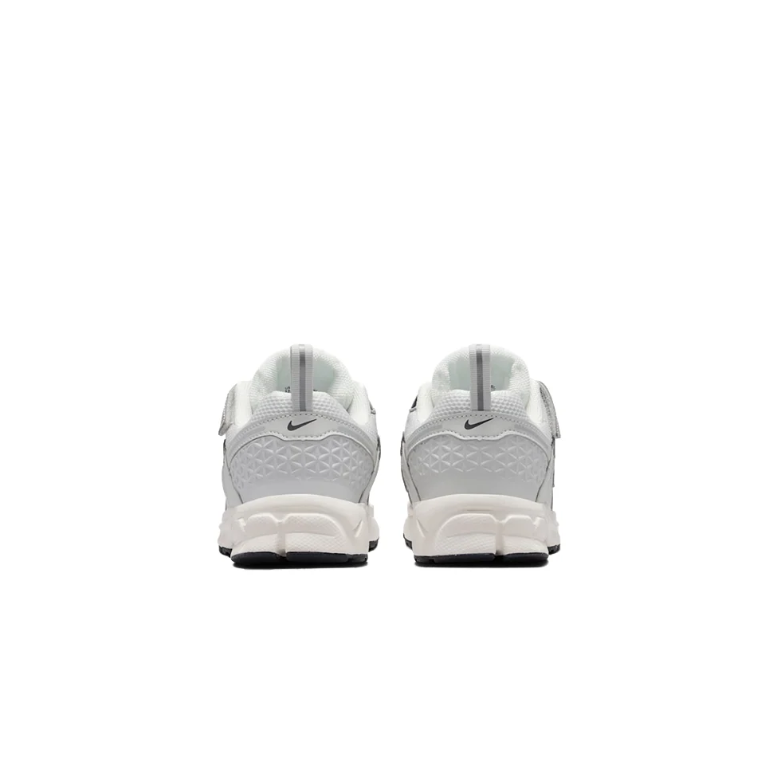 Nike Sneakers - Light Grey & Metallic Silver