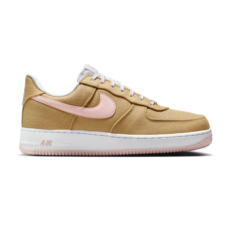 Nike Low-Top Sneakers - Tan & Pale Pink